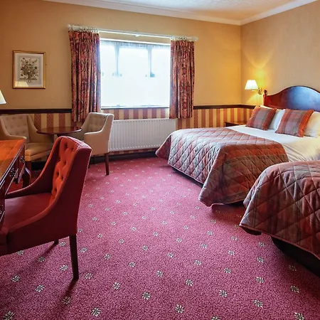 Seven Oaks With Heated Indoor Pool And Fitness Centre Town