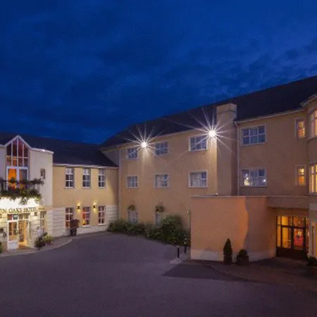 Seven Oaks Hotel 4*
