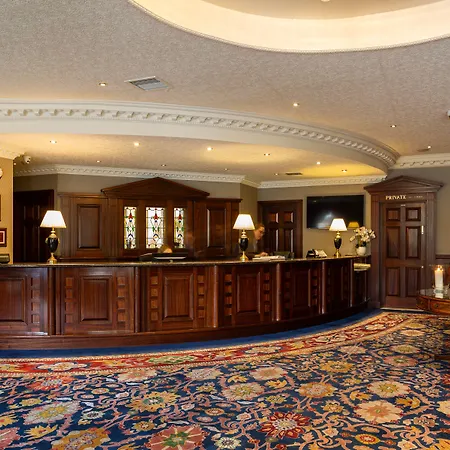 Seven Oaks With Heated Indoor Pool And Fitness Centre Town 4*