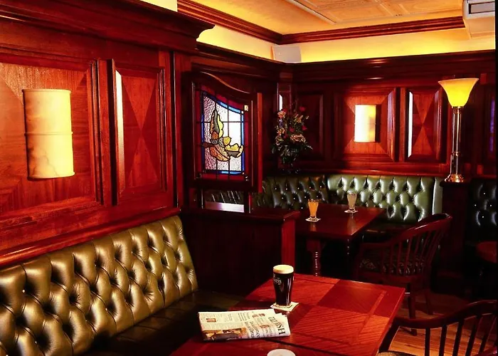 Seven Oaks ホテル