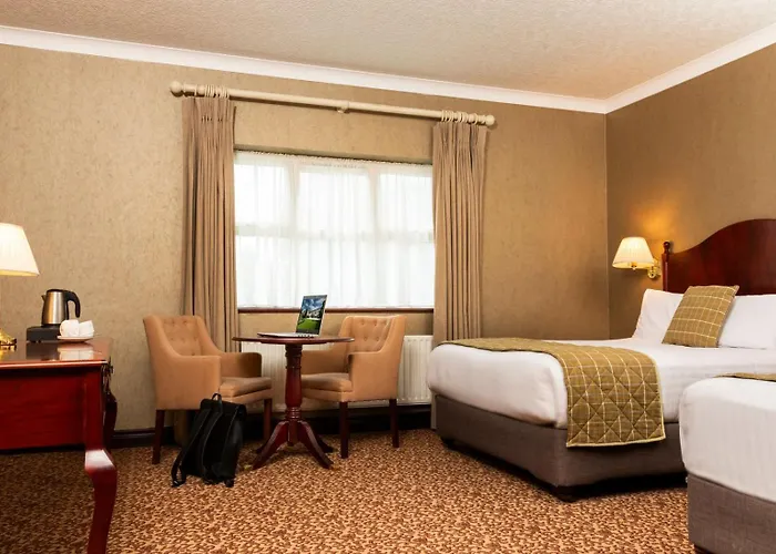 Seven Oaks 4* カーロー