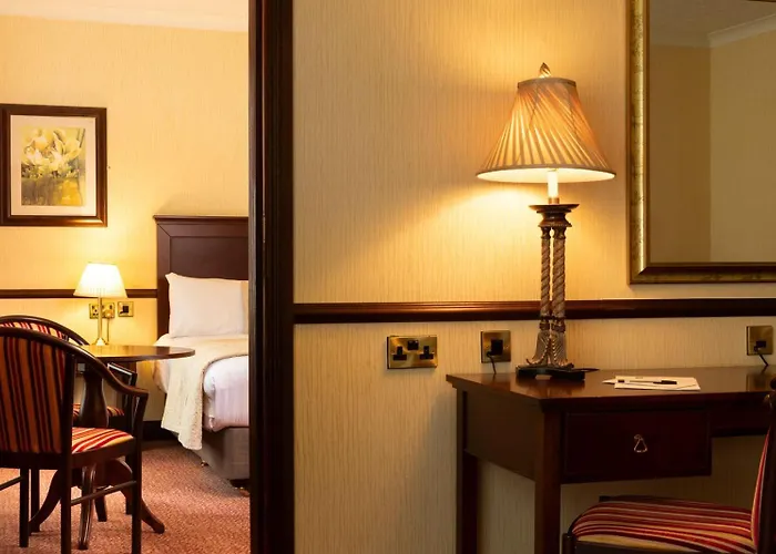 Seven Oaks ホテル 4*