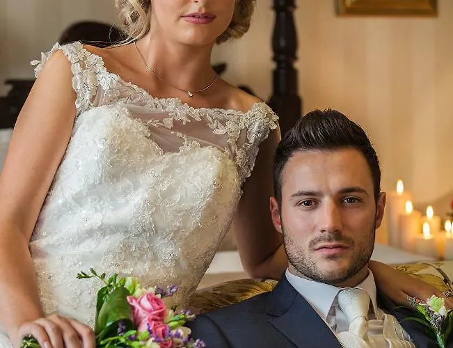 세븐 오크 호텔 4*